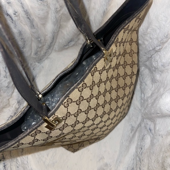 Authentic Gucci Tote Bag - Picture 2 of 10